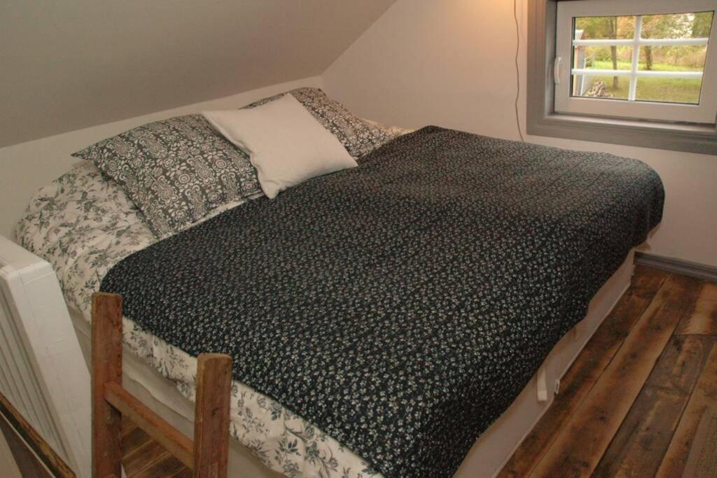 Loftstuga I Saefsen Holiday home Fredriksberg